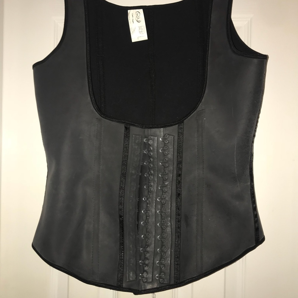 Waist trainer